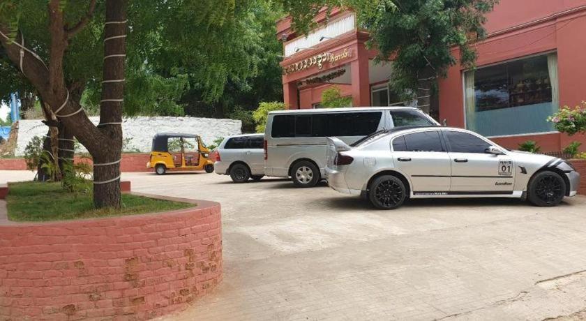 Law Ka Thit Sar Hotel New Bagan Eksteriør billede